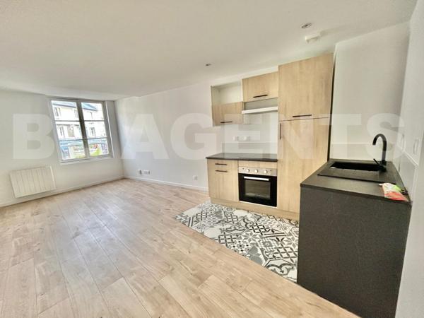 Charmant T2 refait à neuf – 28,14 m² – 1er étage – Plein centre-ville