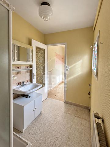 Étaples centre-ville : maison à rénover avec cour plein sud et dépendance