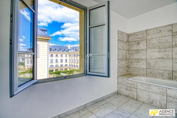 Versailles Saint Louis - Maison 6 pièces 144 m2 édifiée sur terrain de 600 m² €1 345 000 ** - Référence 25362