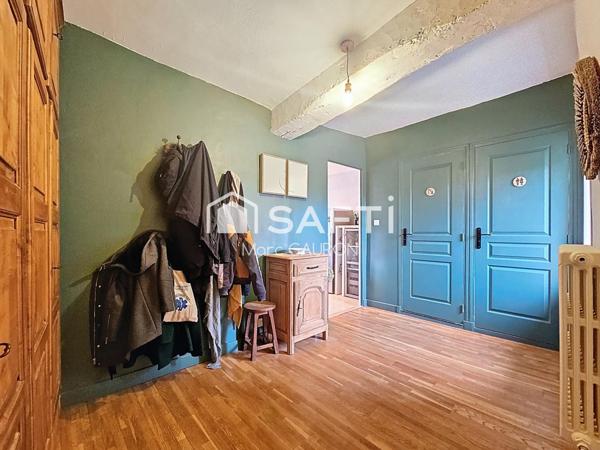 Propriété de caractère de 202m² 4 chambres