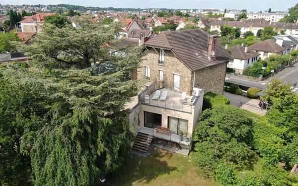 Maison à vendre    10 pièces • 265 m2 Viry-Châtillon