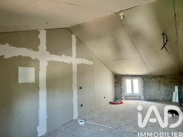 Maison à vendre 5 pièces 121 m² Estézargues