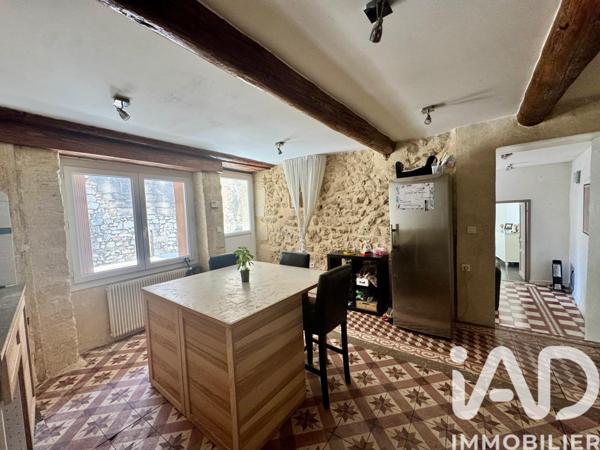 Maison à vendre 5 pièces 121 m² Estézargues