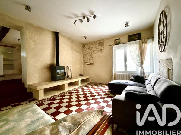 Maison à vendre 5 pièces 121 m² Estézargues