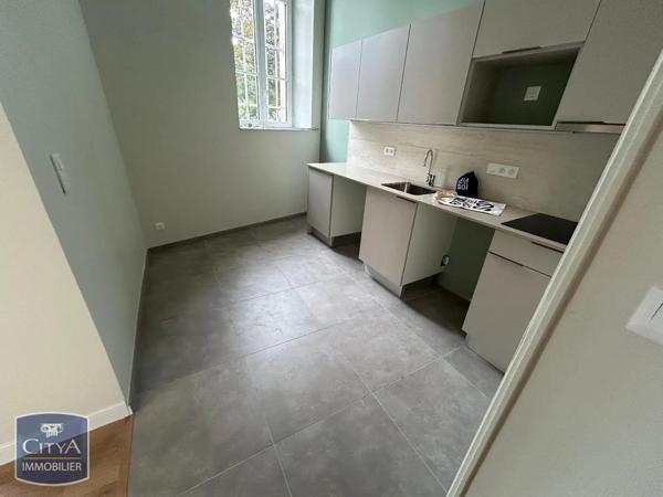 Appartement à louer 4 pièces 114.75m² Troyes (10000)