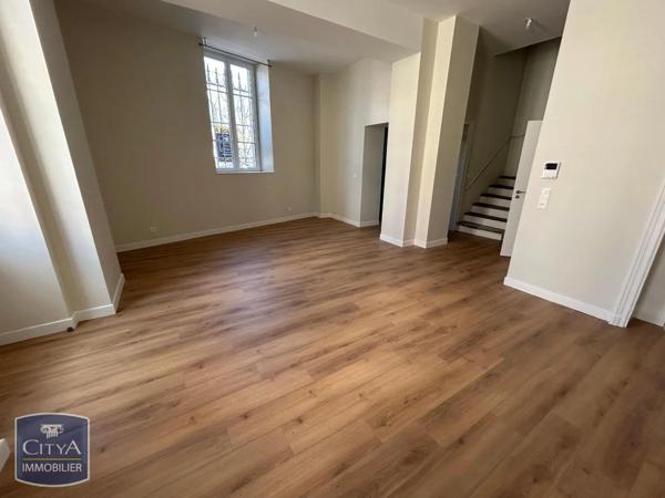 Appartement à louer 4 pièces 114.75m² Troyes (10000)