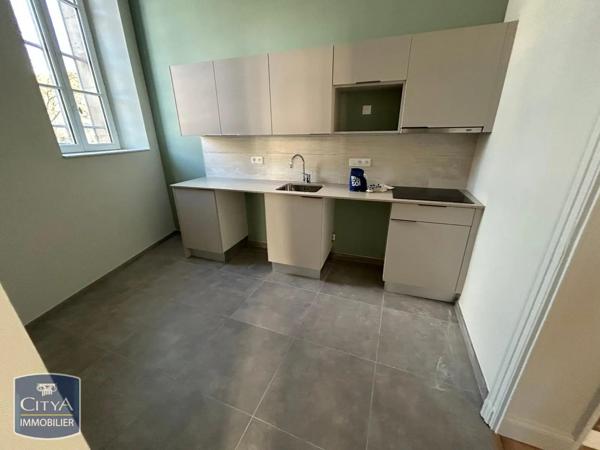 Appartement à louer 4 pièces 114.75m² Troyes (10000)