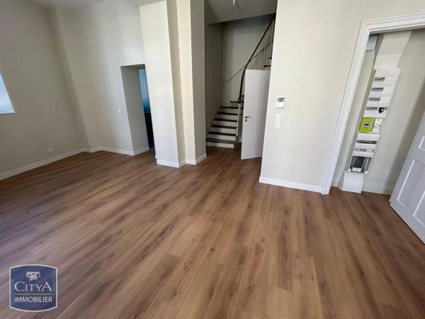 Appartement à louer 4 pièces 114.75m² Troyes (10000)