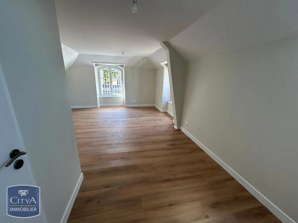 Appartement à louer 4 pièces 114.75m² Troyes (10000)