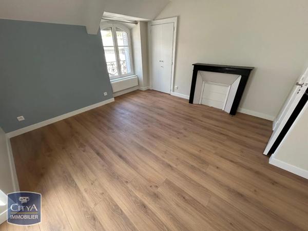 Appartement à louer 4 pièces 114.75m² Troyes (10000)