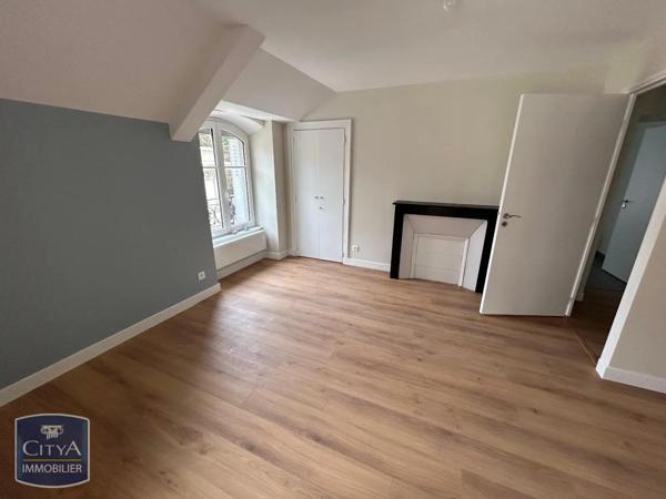 Location appartement 4 pièces de 114.75m²