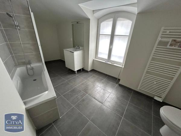 Location appartement 4 pièces de 114.75m²