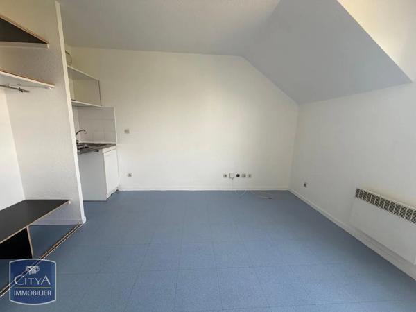 Appartement à louer 1 pièce 17.99m² Brétigny-sur-Orge (91220)