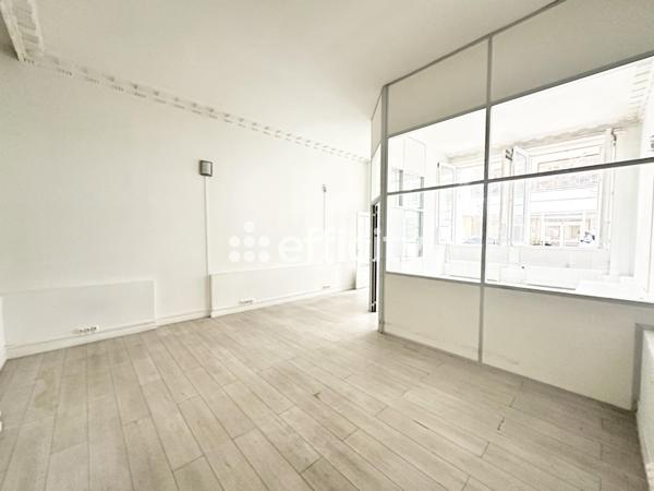 Bureau 1 pièce - 47 m²