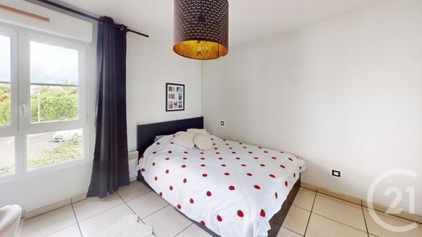 Appartement F3 à vendre  3 pièces - 56,45 m 2   HENDAYE  - 64