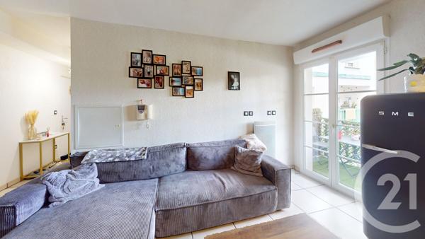 Appartement F3 à vendre  3 pièces - 56,45 m 2   HENDAYE  - 64