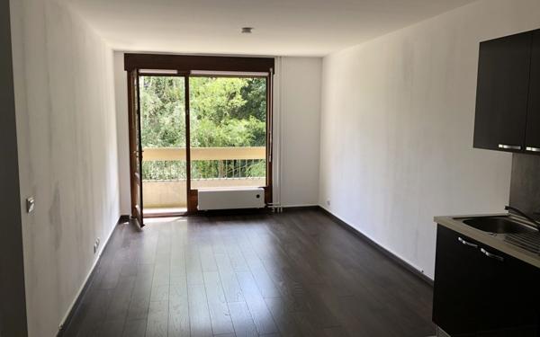 Appartement à vendre    2 pièces • 40,81 m2 Noisy-le-Roi