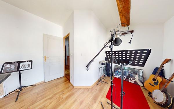 Appartement à vendre    3 pièces • 92,21 m2 Villefranche-sur-Saône