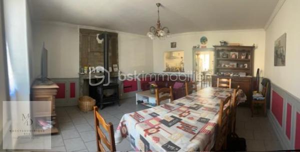 Maison de village de 162,99 m²