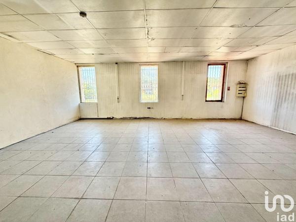 Location local d’activité 342 m² Le Luc