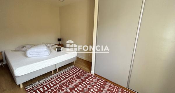 Location Appartement meublé 2 pièces 48.14 m² - Couzon-au-mont-d'or 69270