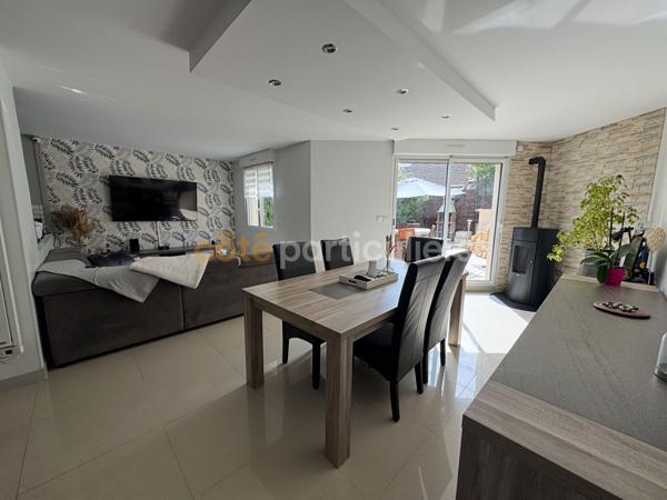 Vente
                Maison92,48 m² - 4 Pièces -
                    DIJON (21000)