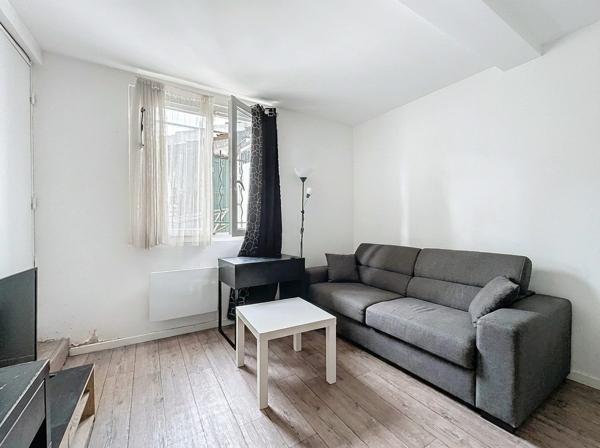 Maison organisée en 5 logements – 5 min métro L13 – Vendue libre