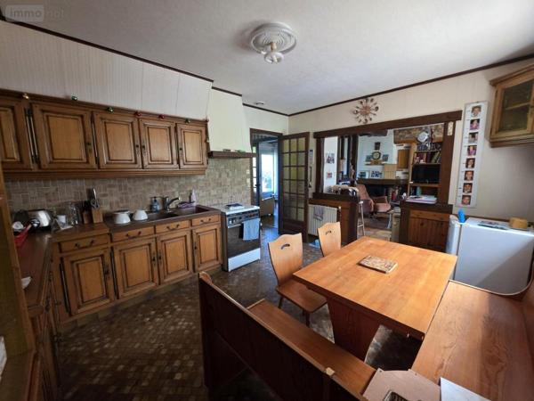 Maison à vendre à Foëcy dans le Cher (18500), ref : 18058-12