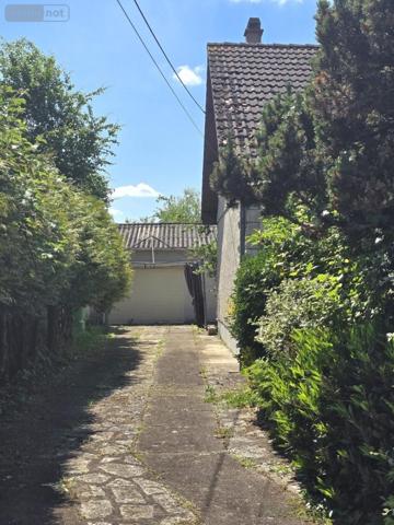 Maison à vendre à Foëcy dans le Cher (18500), ref : 18058-12