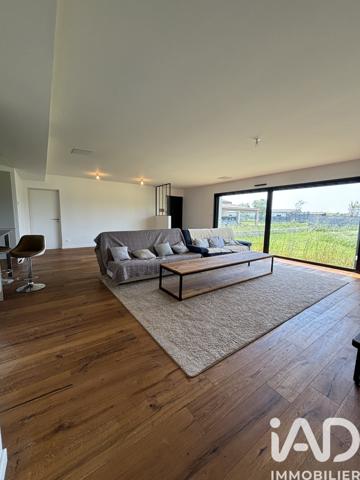 Maison à vendre 4 pièces 178 m² Cugnaux