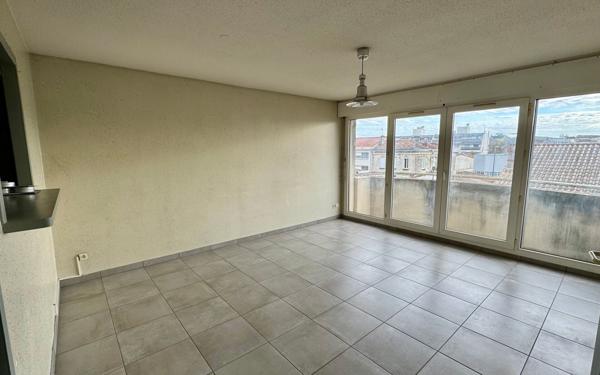 Appartement à vendre    3 pièces • 54,66 m2 Bordeaux