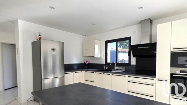 Maison à vendre 4 pièces 125 m² Saint-Beauzire