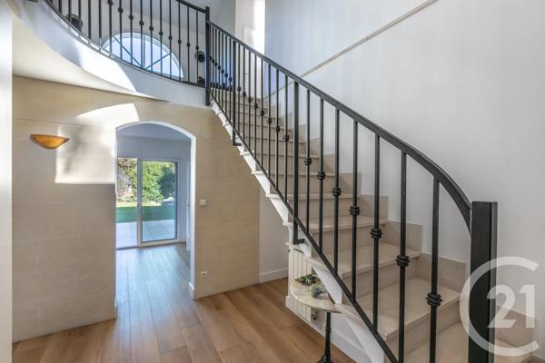 Maison à vendre  6 pièces - 135,35 m 2   ST MEDARD EN JALLES  - 33