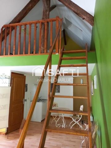 Magnifique propriété avec beaucoup de charme.