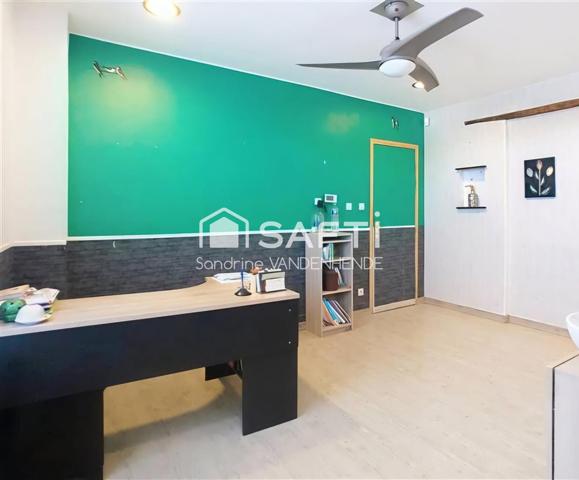 Maison avec espace professionnel!