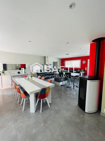 Maison de 122 m2 + double garage à Martillac