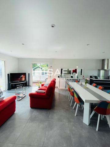 Maison de 122 m2 + double garage à Martillac