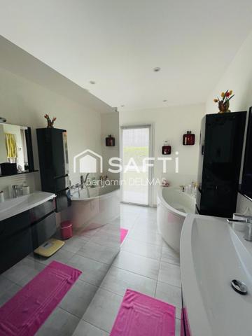 Maison de 122 m2 + double garage à Martillac