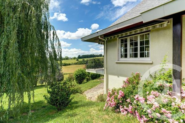 Maison à vendre  9 pièces - 234,08 m 2   TASSIN LA DEMI LUNE  - 69
