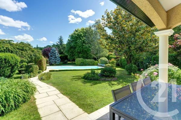 Maison à vendre  9 pièces - 234,08 m 2   TASSIN LA DEMI LUNE  - 69