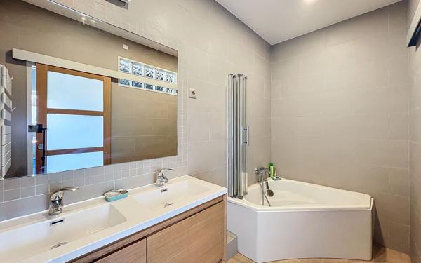 Maison à vendre    5 pièces • 90 m2 Nanterre