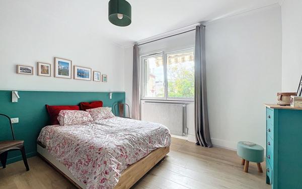 Maison à vendre    5 pièces • 90 m2 Nanterre