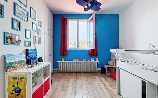 Maison à vendre    5 pièces • 90 m2 Nanterre
