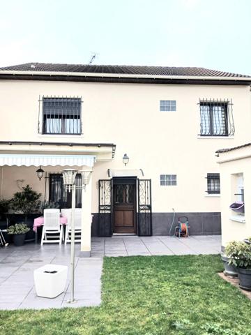 Maison à DRANCY, 93700 - 9 pièces 200m²