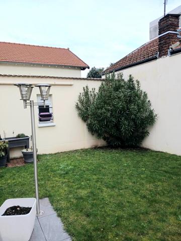 Maison à DRANCY, 93700 - 9 pièces 200m²
