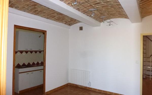 Maison à louer    3 pièces •  Salazac