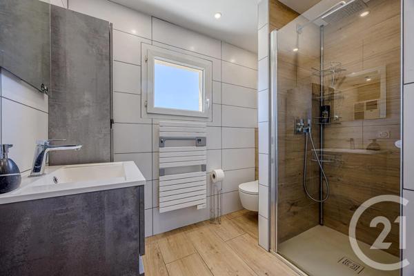 Maison à vendre  5 pièces - 121,71 m 2   VAULX  - 74