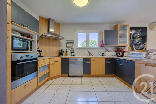 Maison à vendre  5 pièces - 121,71 m 2   VAULX  - 74