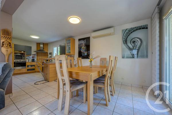 Maison à vendre  5 pièces - 121,71 m 2   VAULX  - 74