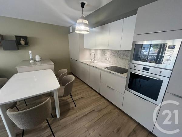 Appartement F3 à vendre  3 pièces - 62,50 m 2   CRUSEILLES  - 74